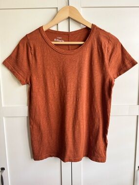 J.Crew Factory Girlfriend Crewneck Tee in Terracotta Brown/Rust Size Small